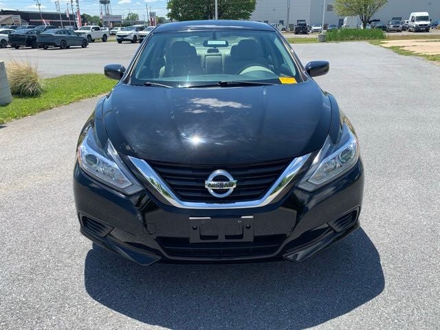 Used 2017 Nissan Altima S with VIN 1N4AL3AP4HC124636 for sale in Frederick, MD