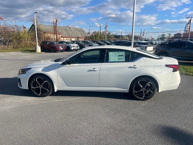 2025 Nissan Altima 2.5 SR PREMIUM PACKAGE