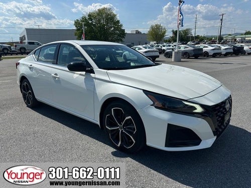 2023 Nissan Altima 2.5 SR