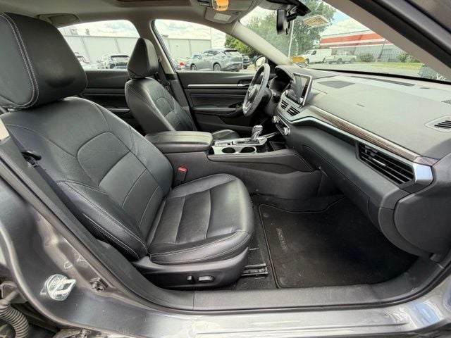 2020 Nissan Altima 2.5 Platinum