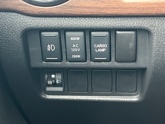 2017 Nissan Titan Platinum Reserve