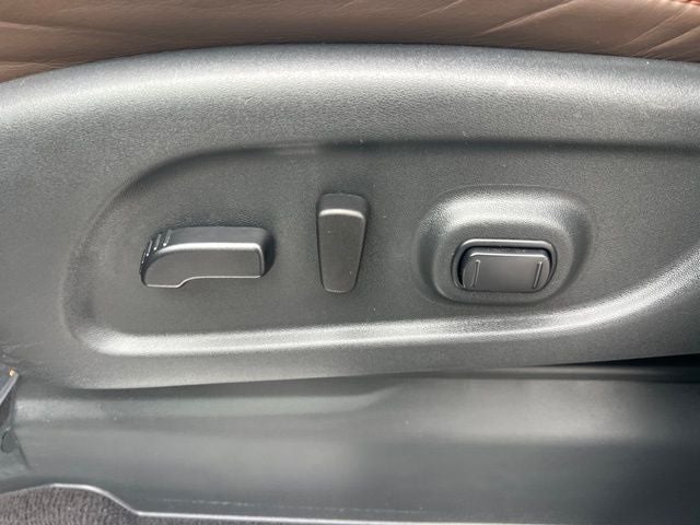 2017 Nissan Titan Platinum Reserve