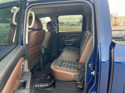 2017 Nissan Titan Platinum Reserve