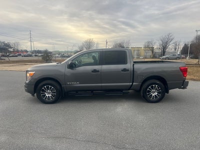 2024 Nissan Titan SV