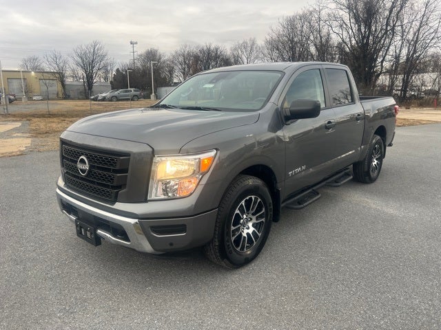 2024 Nissan Titan SV