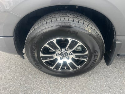 2024 Nissan Titan SV