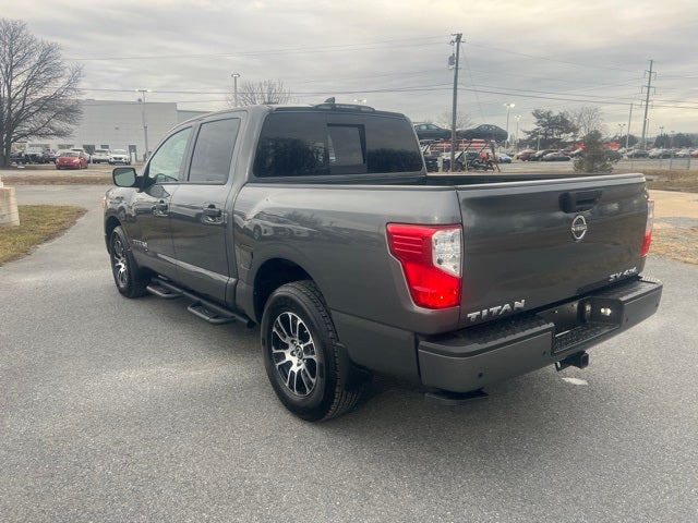 2024 Nissan Titan SV