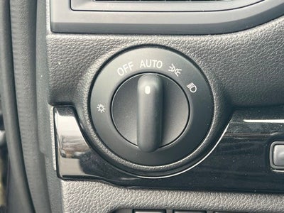 2024 Nissan Titan SV CONVENIENCE PACKAGE