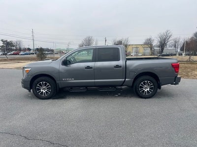 2024 Nissan Titan SV CONVENIENCE PACKAGE