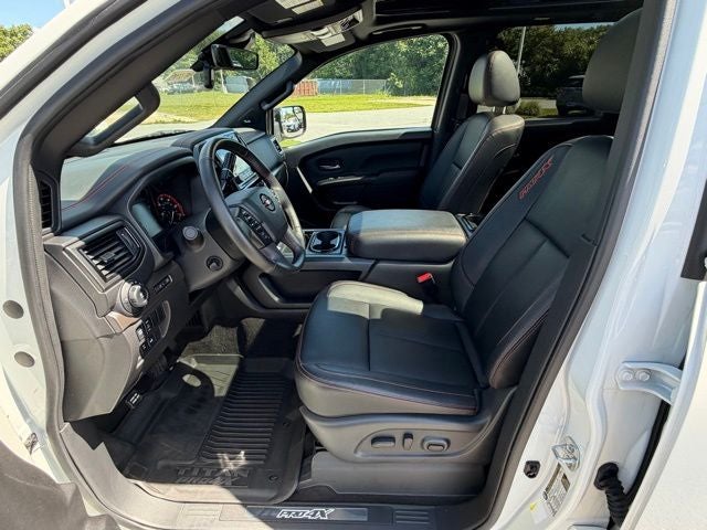 2024 Nissan Titan PRO-4X