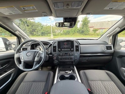 2024 Nissan Titan SV