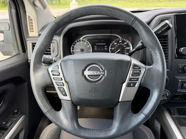 2024 Nissan Titan SV