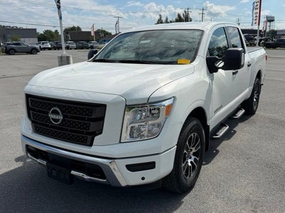 2024 Nissan Titan SV