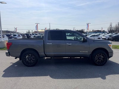 2021 Nissan Titan SV CONVENIENCE PACKAGE