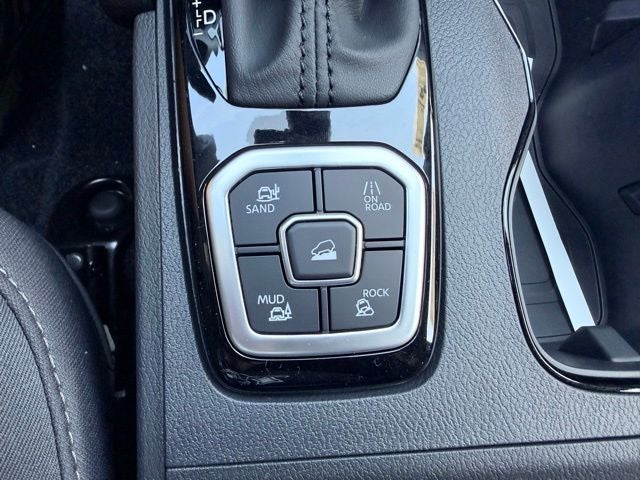 2026 Nissan Frontier SV DARK ARMOR, ALL-WEATHER CONTENT PACKAGE