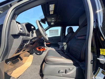 2026 Nissan Frontier PRO-4X PREMIUM, CNVENIENCE PACKAGE