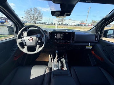 2026 Nissan Frontier PRO-4X PREMIUM, CNVENIENCE PACKAGE