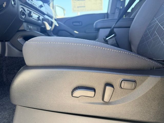 2026 Nissan Frontier SV DARK ARMOR, ALL-WEATHER CONTENT PACKAGE