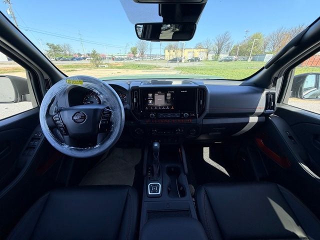 2026 Nissan Frontier PRO-4X PREMIUM, CONVENIENCE, TOW, BLACK ACCENT PACKAGE