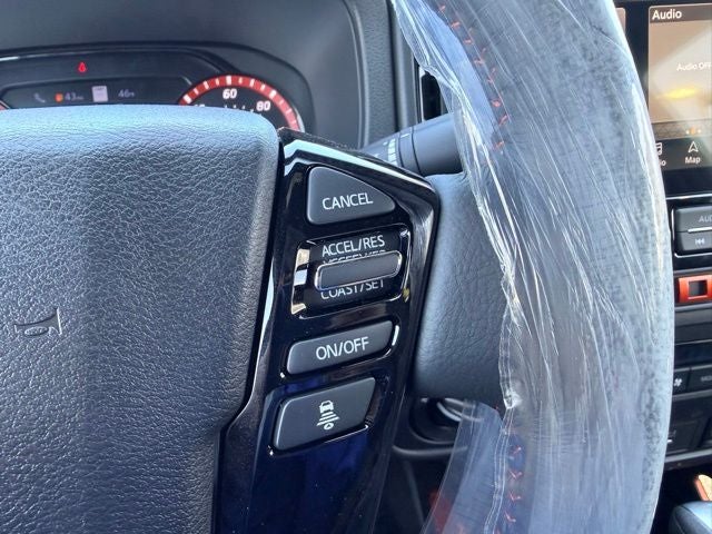 2026 Nissan Frontier PRO-4X PREMIUM, CONVENIENCE, TOW, BLACK ACCENT PACKAGE