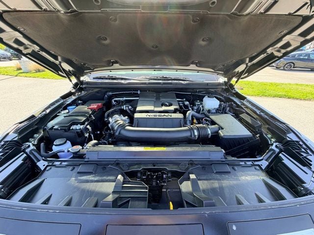 2026 Nissan Frontier PRO-4X PREMIUM, CONVENIENCE, TOW, BLACK ACCENT PACKAGE