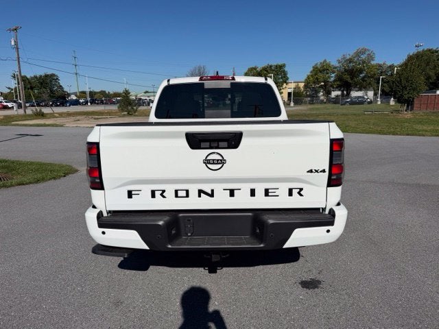 2027 Nissan Frontier SV