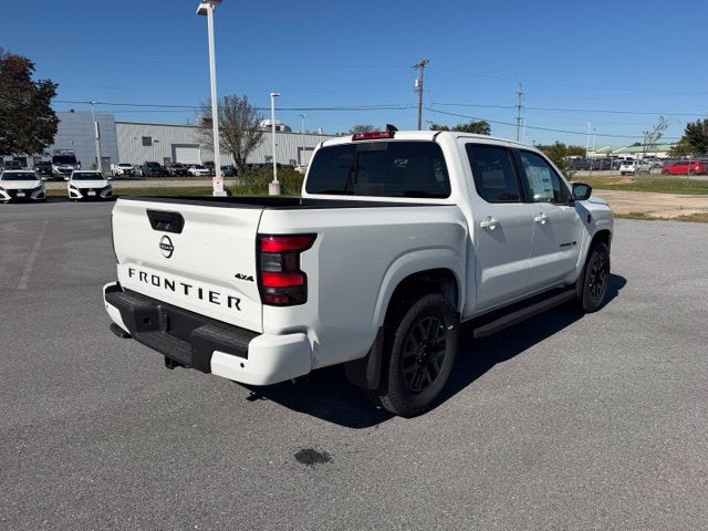2027 Nissan Frontier SV