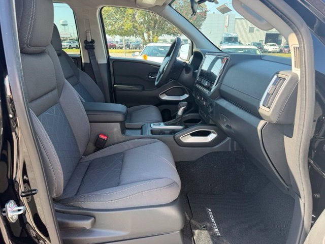 2027 Nissan Frontier SV