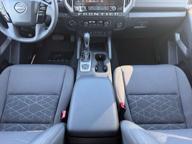 2027 Nissan Frontier SV