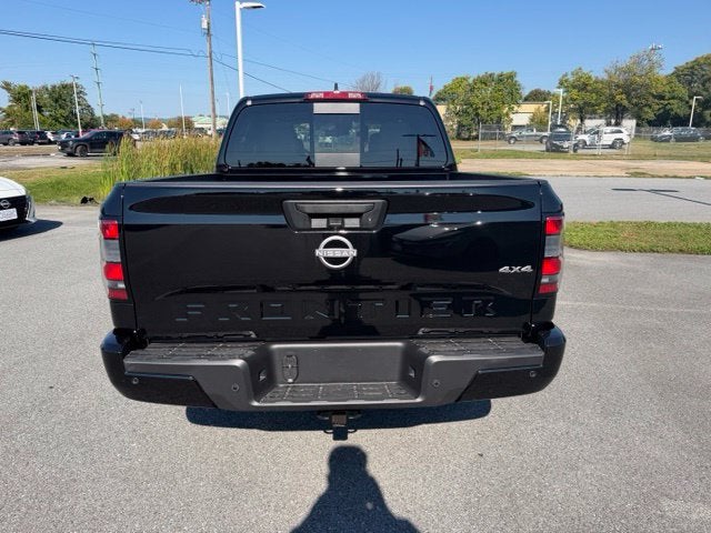 2027 Nissan Frontier SV