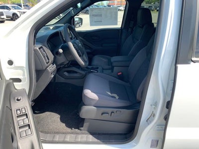 2026 Nissan Frontier SV DARK ARMOR, CONVENIENCE, TOW PACKAGE