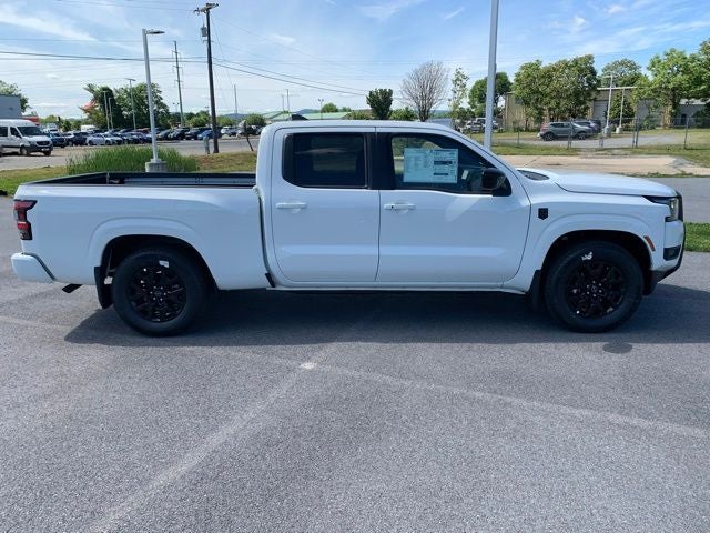 2026 Nissan Frontier SV DARK ARMOR, CONVENIENCE, TOW PACKAGE