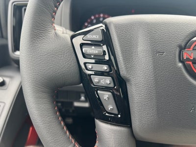 2026 Nissan Frontier PRO-4X PREMIUM, CONVENIENCE, BLACK ACCENT PACKAGE