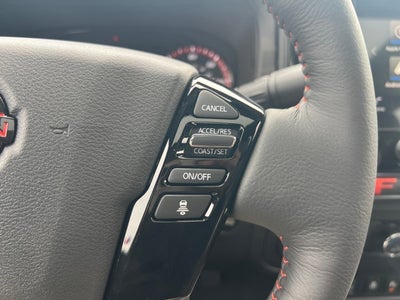 2026 Nissan Frontier PRO-4X PREMIUM, CONVENIENCE, BLACK ACCENT PACKAGE