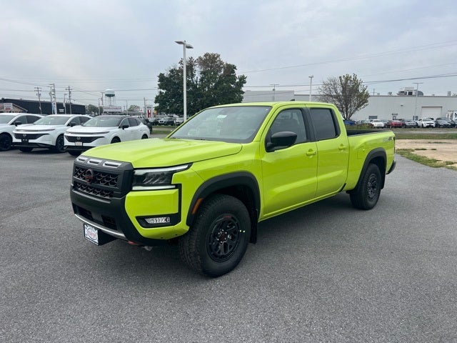 2026 Nissan Frontier PRO-4X PREMIUM, CONVENIENCE, BLACK ACCENT PACKAGE