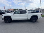 2026 Nissan Frontier PRO-4X PREMIUM, CONVENIENCE, BLACK ACCENT PACKAGE