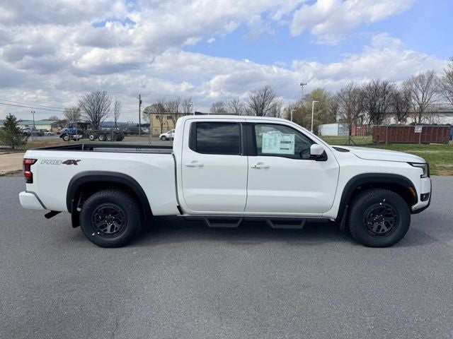 2026 Nissan Frontier PRO-4X PREMIUM, CONVENIENCE, BLACK ACCENT PACKAGE