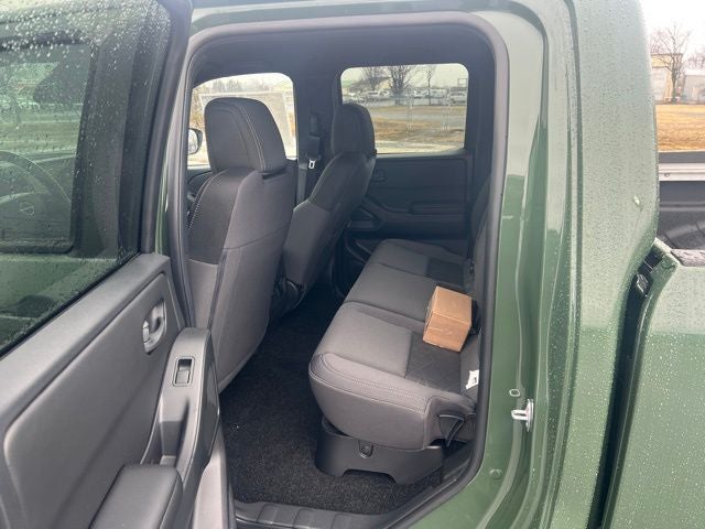 2026 Nissan Frontier SV DARK ARMOR, CONVENIENCE PACKAGE