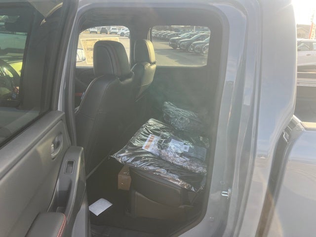 2026 Nissan Frontier PRO-4X PREMIUM, CONVENIENCE, TOW PACKAGE