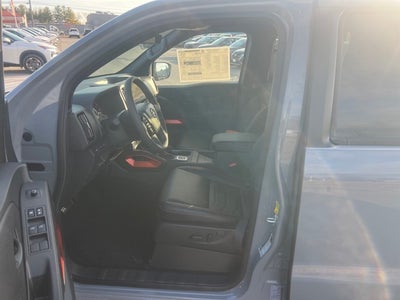 2026 Nissan Frontier PRO-4X PREMIUM, CONVENIENCE, TOW PACKAGE