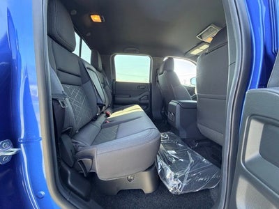 2026 Nissan Frontier SV DARK ARMOR, CONVENIENCE PACKAGE