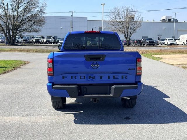 2026 Nissan Frontier SV DARK ARMOR, CONVENIENCE PACKAGE