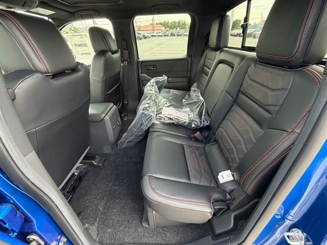 2026 Nissan Frontier PRO-4X PREMIUM, CONVENIENCE, TOW PACKAGE