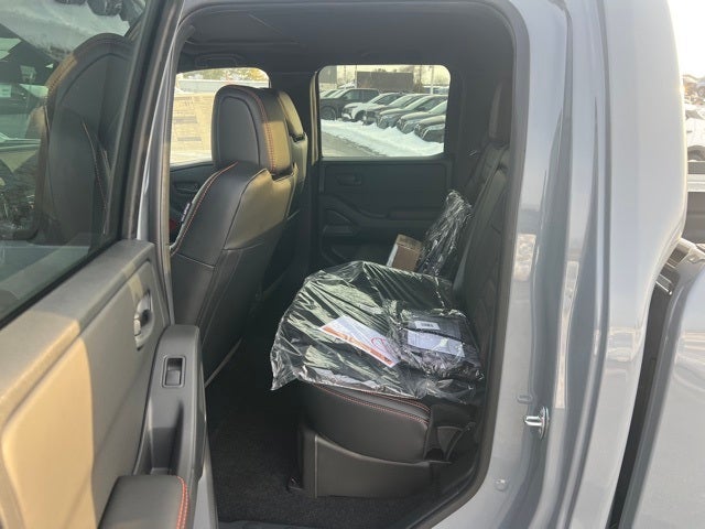 2026 Nissan Frontier PRO-4X PREMIUM, CONVENIENCE PACKAGE