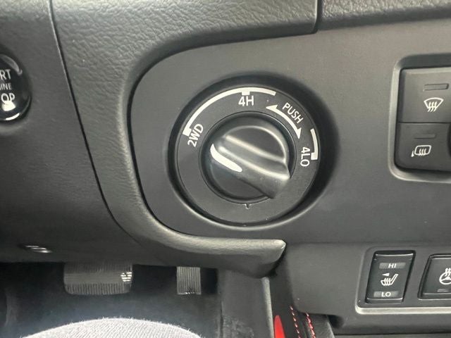 2026 Nissan Frontier PRO-4X PREMIUM, CONVENIENCE, TOW PACKAGE