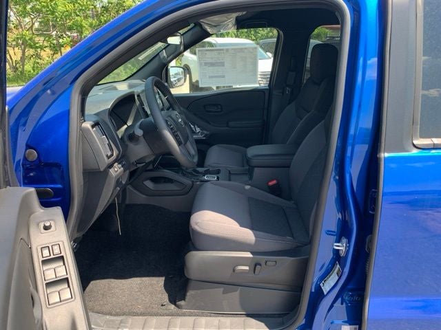 2026 Nissan Frontier SV CONVENIENCE, DARK ARMOR, TOW PACKAGE