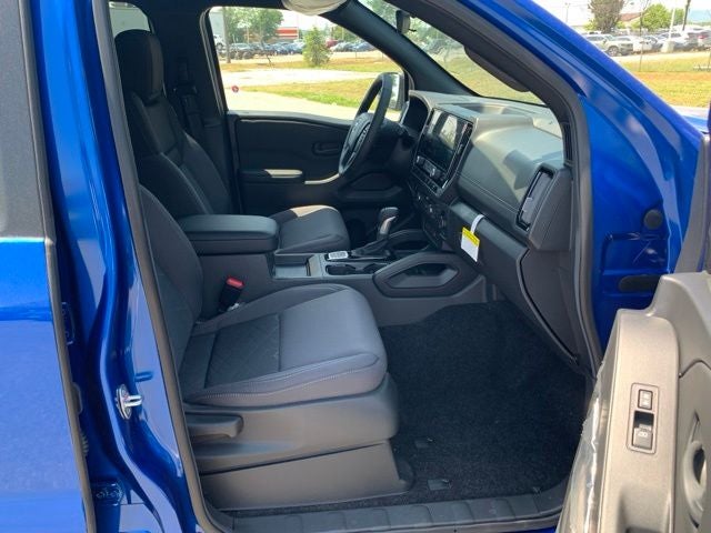 2026 Nissan Frontier SV CONVENIENCE, DARK ARMOR, TOW PACKAGE