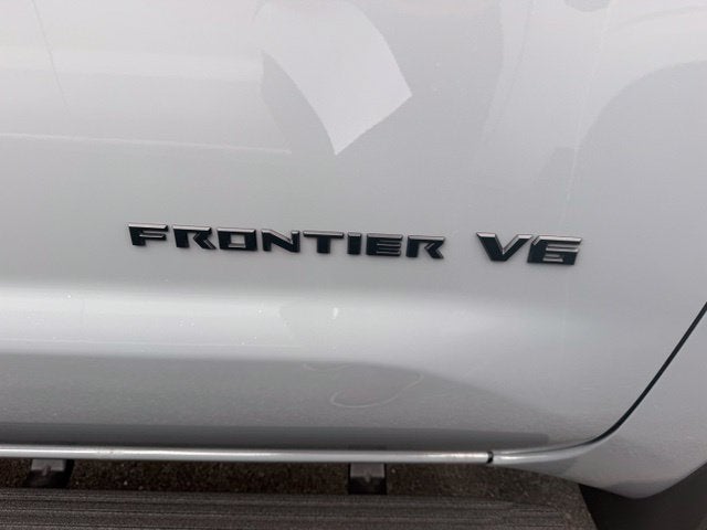 2027 Nissan Frontier SV