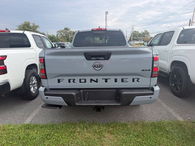 2027 Nissan Frontier SV