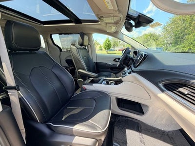 2022 Chrysler Pacifica Limited